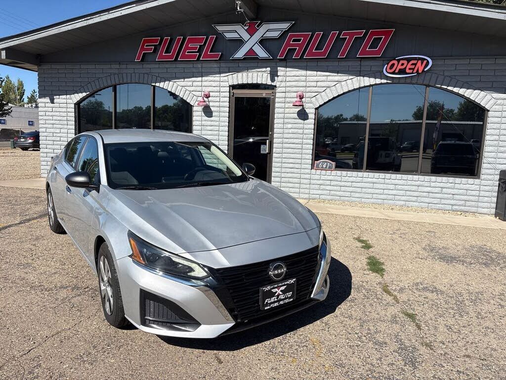 2024 NISSAN Altima