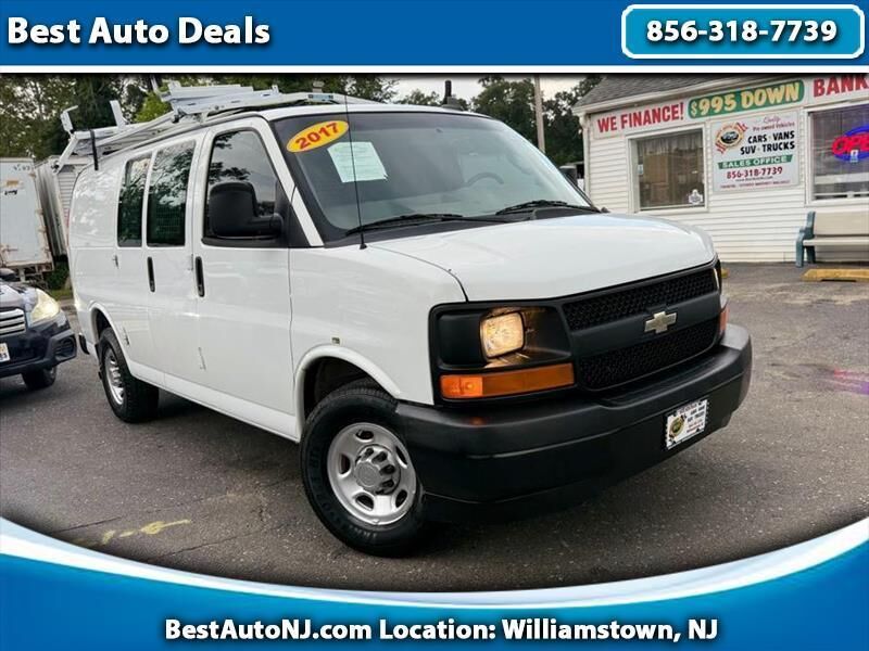 2017 CHEVROLET Express