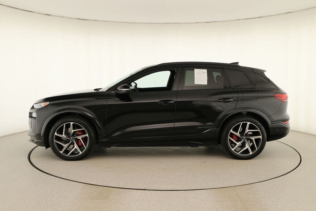 2025 Audi SQ6