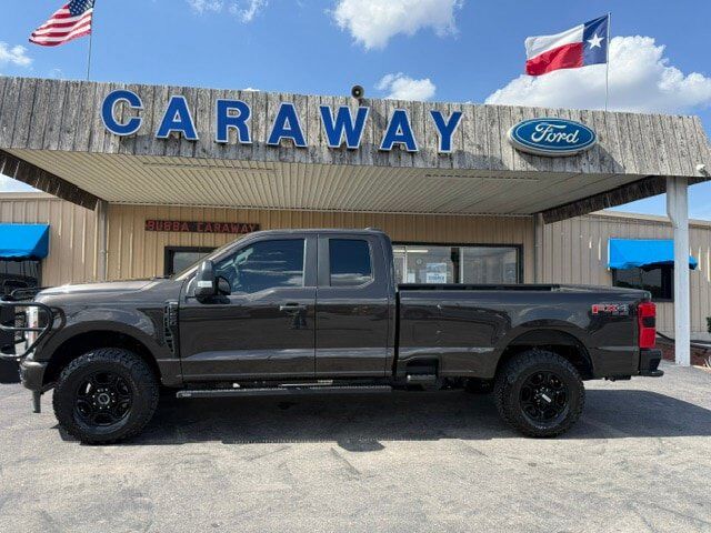 2024 FORD F-250