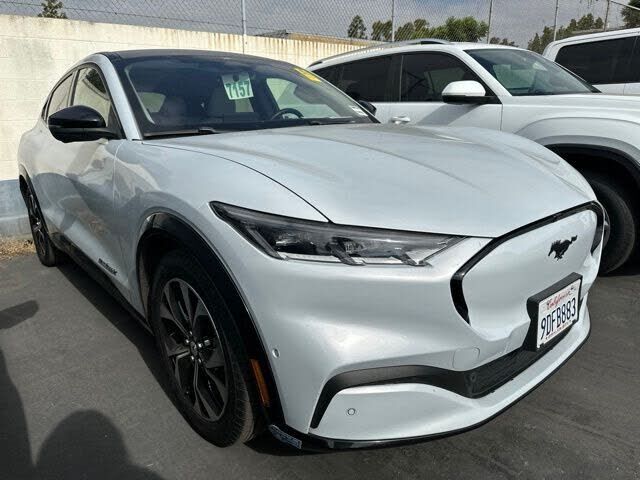 2021 FORD Mach-E