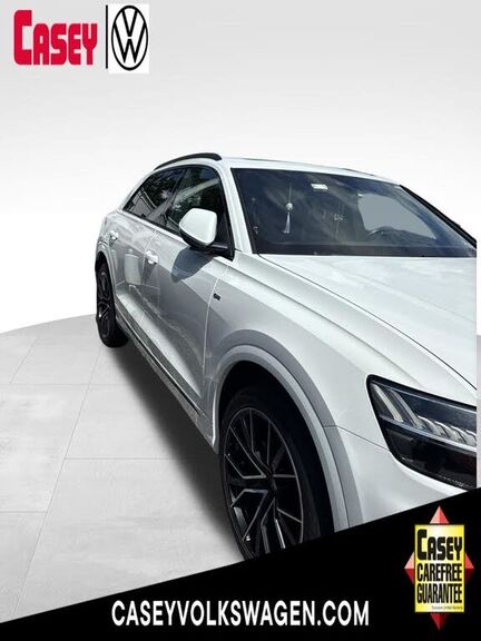2019 AUDI Q8
