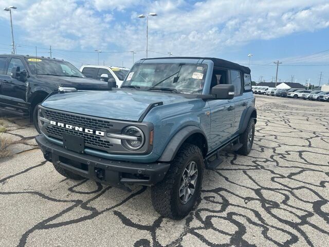 2023 FORD Bronco