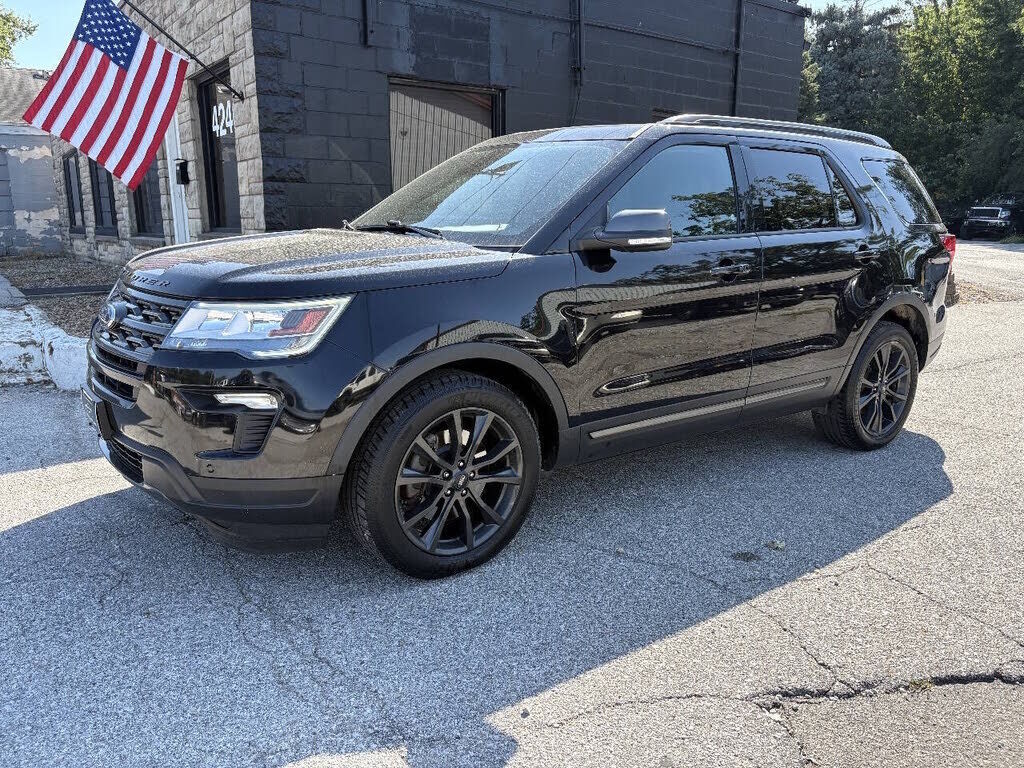 2019 FORD Explorer