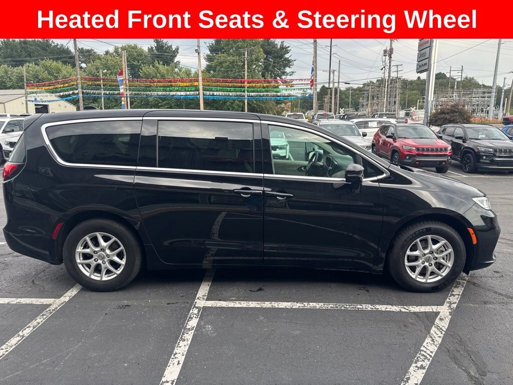 2024 CHRYSLER Pacifica