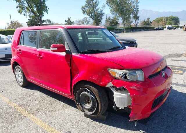 2015 TOYOTA SCION