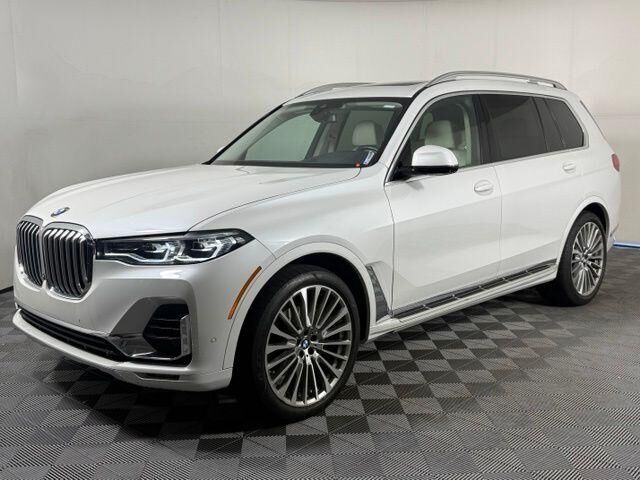 2022 BMW X7