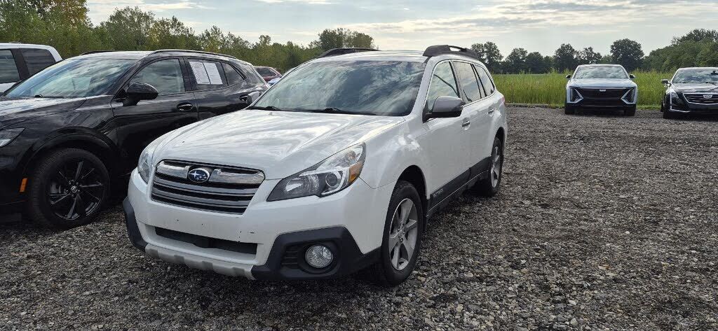 2014 SUBARU Outback