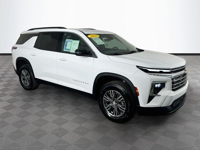 2025 CHEVROLET Traverse