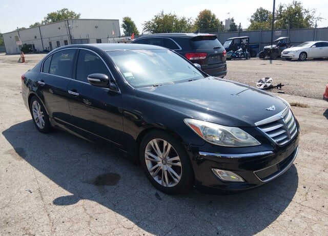 2012 HYUNDAI Genesis