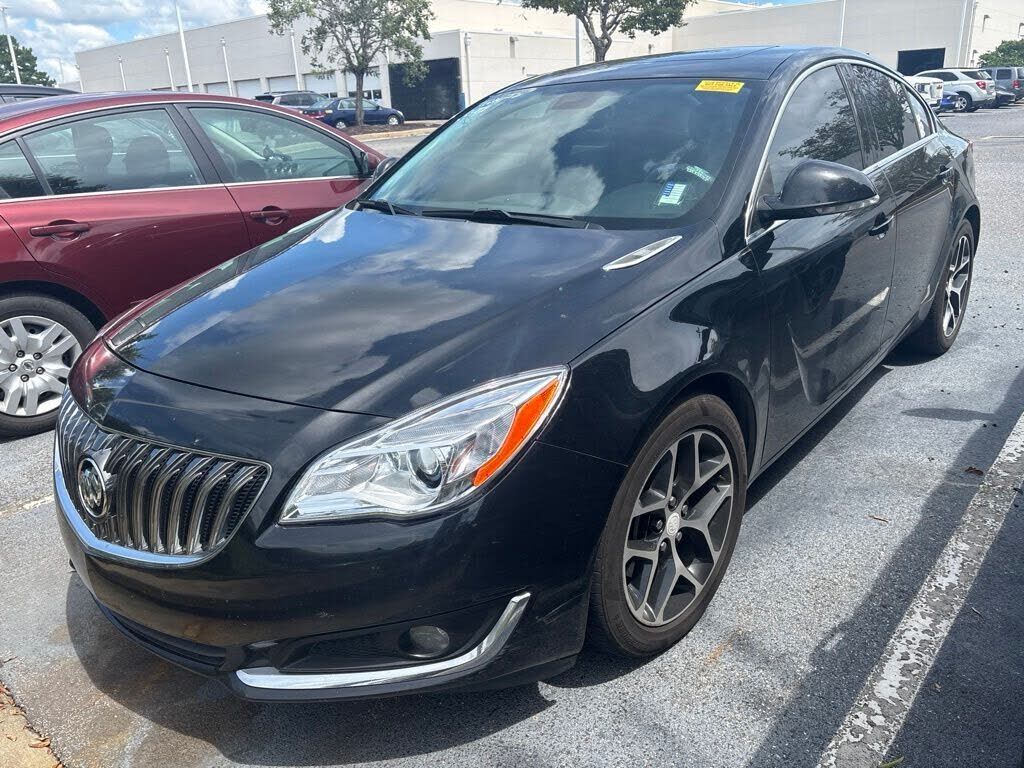 2017 BUICK Regal