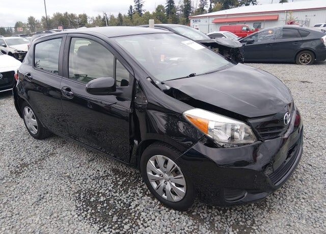 2013 TOYOTA Yaris