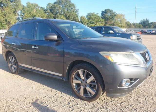 2014 NISSAN Pathfinder