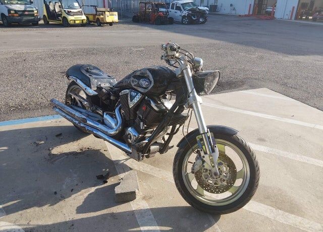 2006 VICTORY Hammer