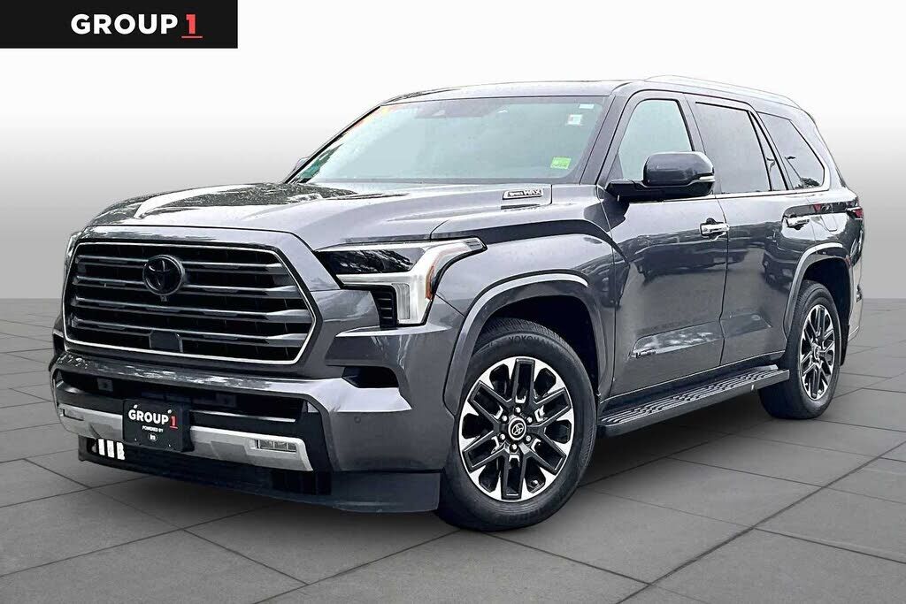 2024 TOYOTA Sequoia
