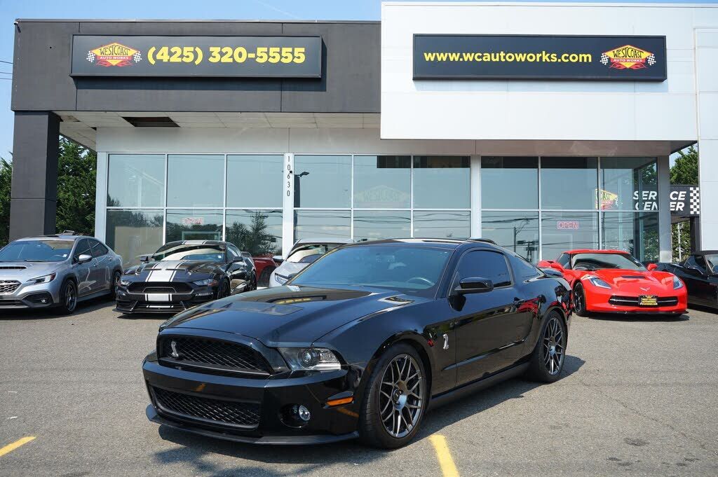 2011 FORD Mustang