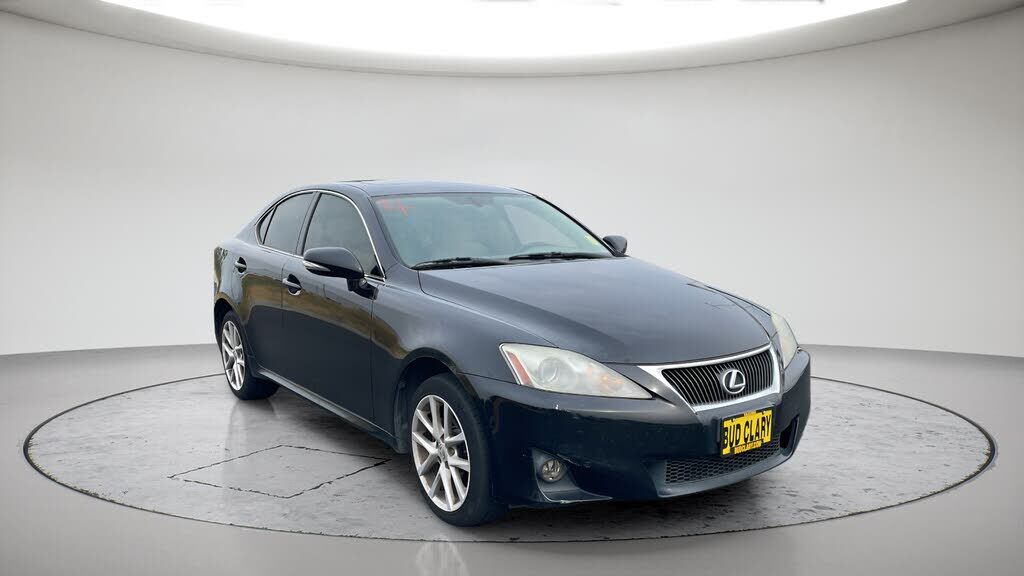 2011 LEXUS IS