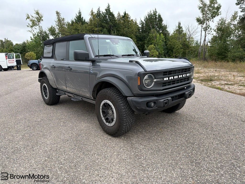2023 FORD Bronco