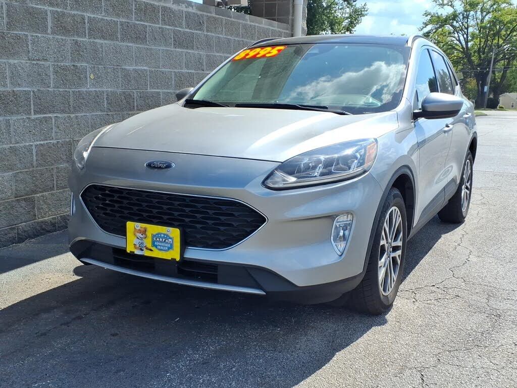 2021 FORD Escape