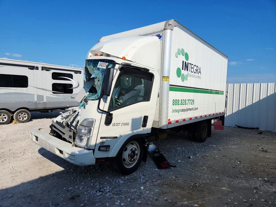 2024 ISUZU NPR-HD