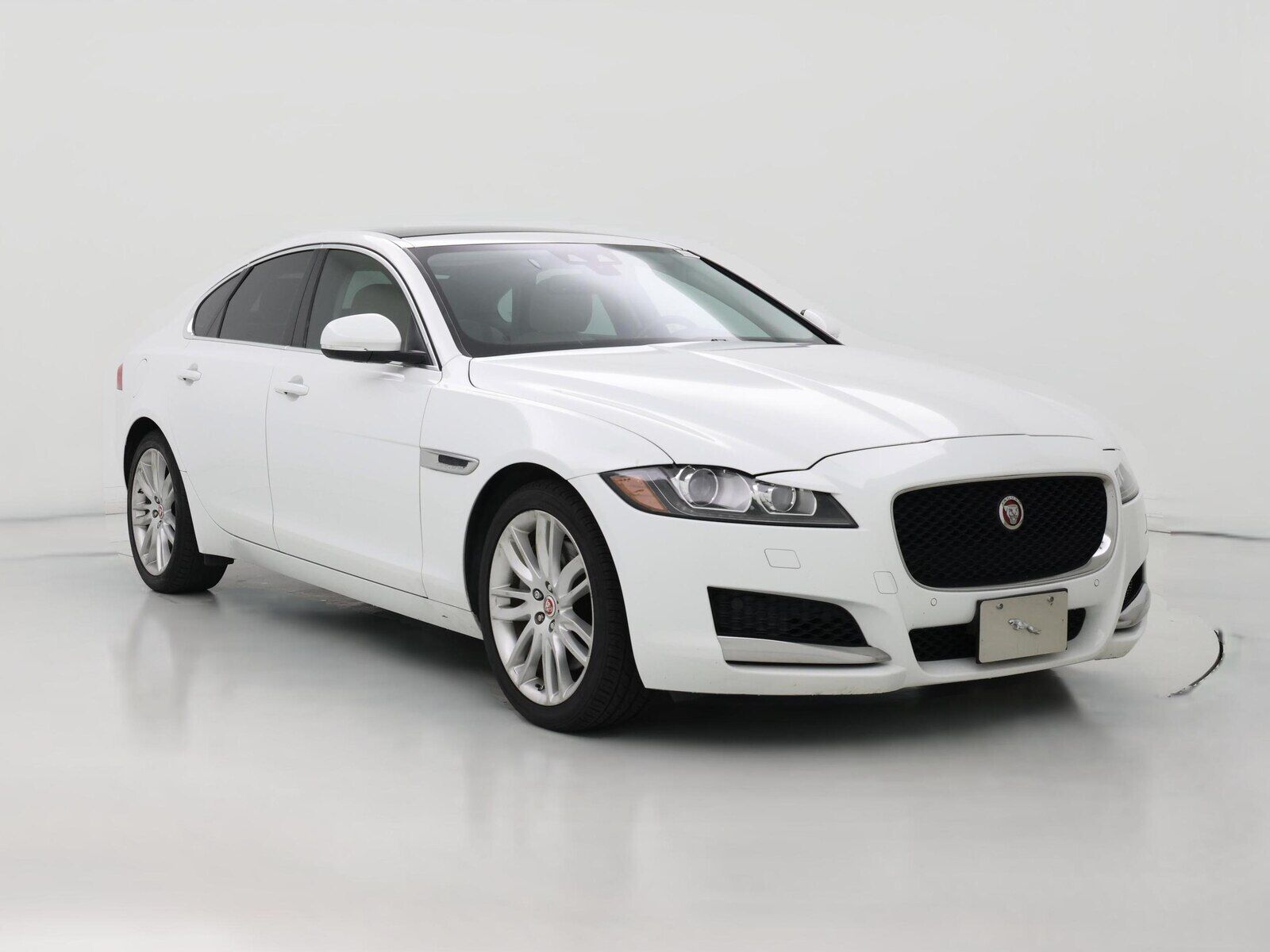 2017 JAGUAR XF