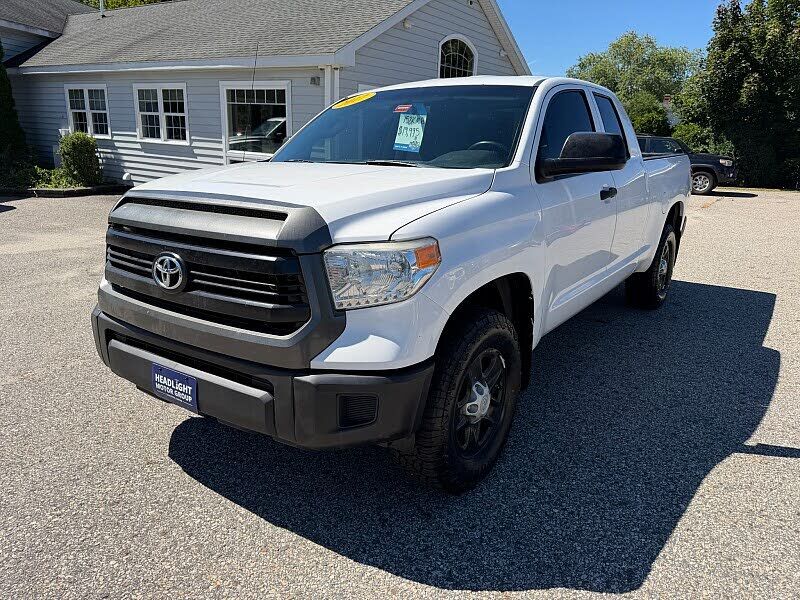 2017 TOYOTA Tundra