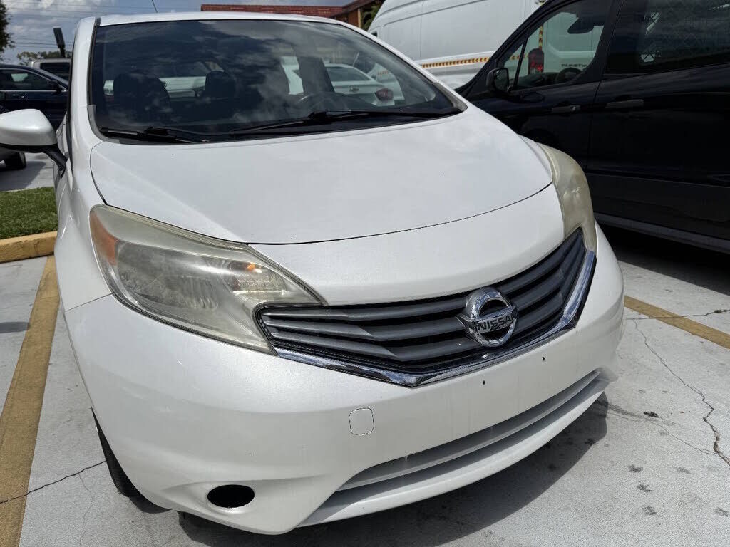 2016 NISSAN Versa