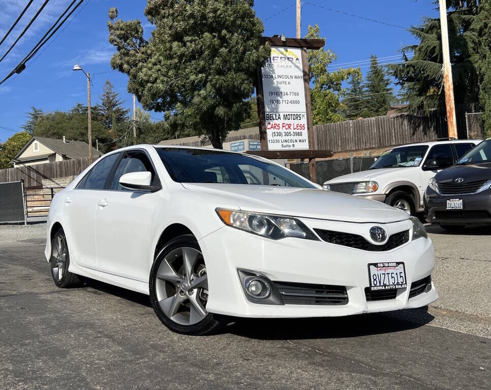 2012 TOYOTA Camry