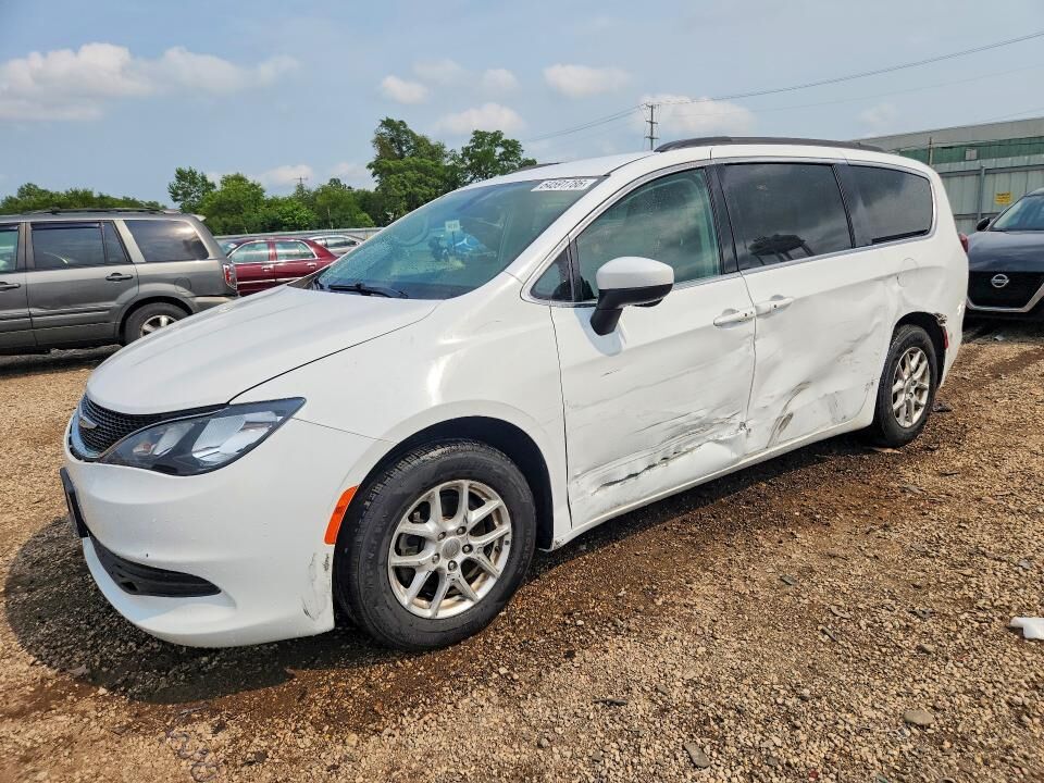 2020 CHRYSLER Voyager