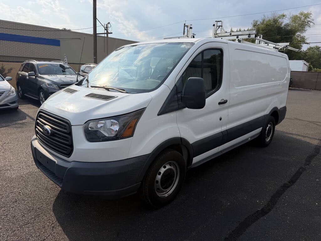 2018 FORD Transit