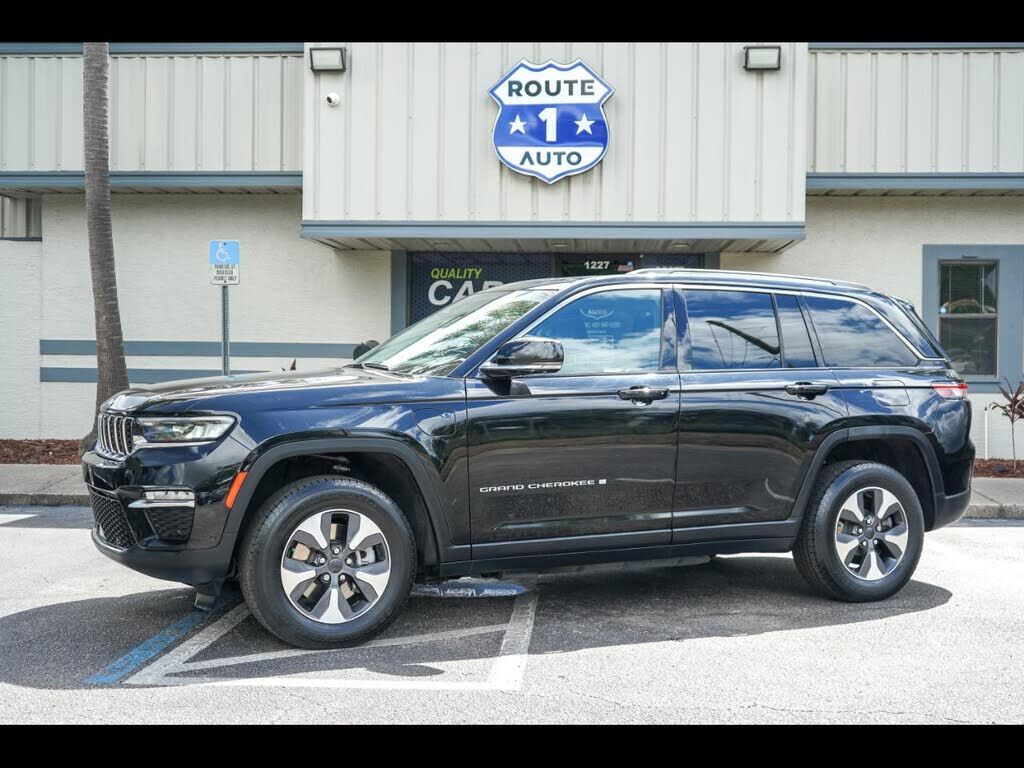 2023 JEEP Grand Cherokee