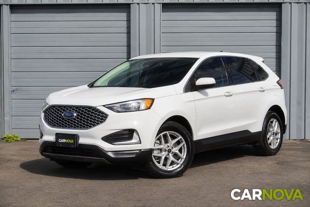 2023 FORD Edge