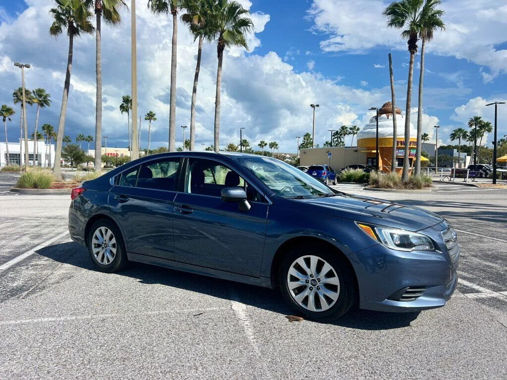 2017 SUBARU Legacy