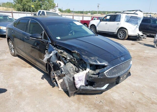 2019 FORD Fusion