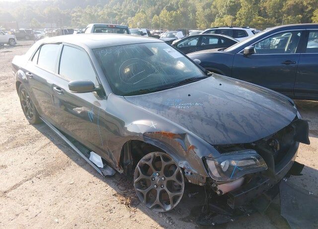 2016 CHRYSLER 300
