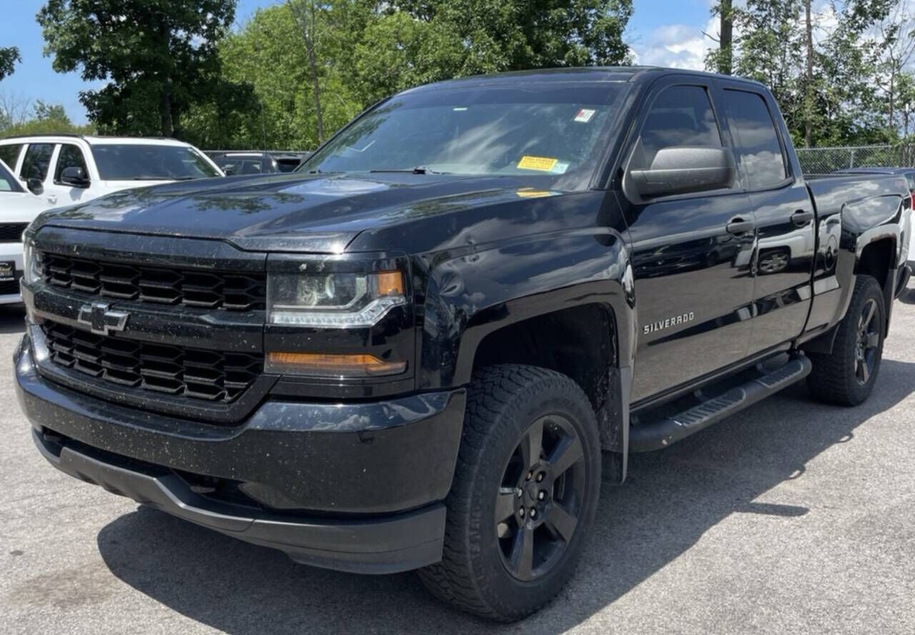 2018 CHEVROLET Silverado