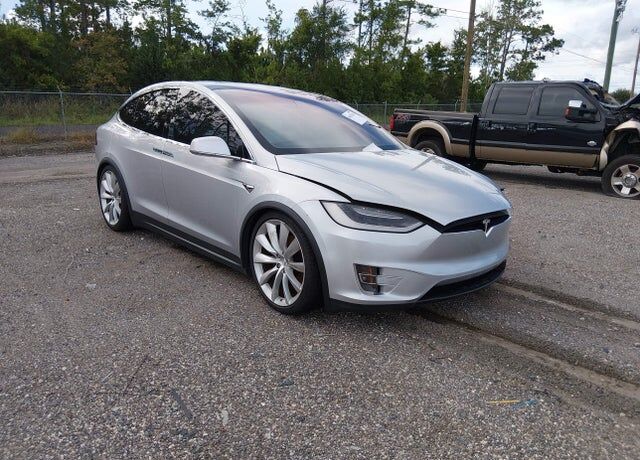 2016 TESLA Model X