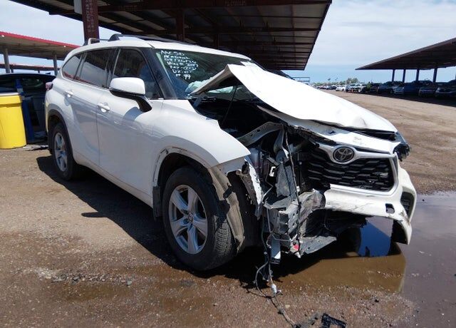 2021 TOYOTA Highlander