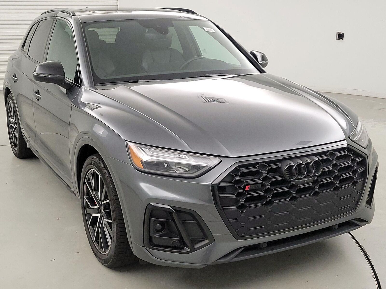 2023 Audi SQ5