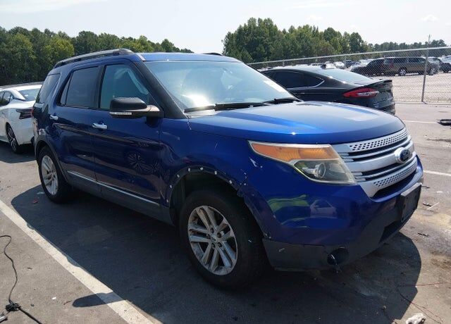 2013 FORD Explorer