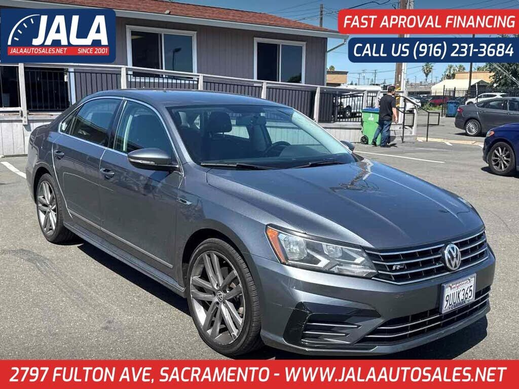2017 VOLKSWAGEN Passat