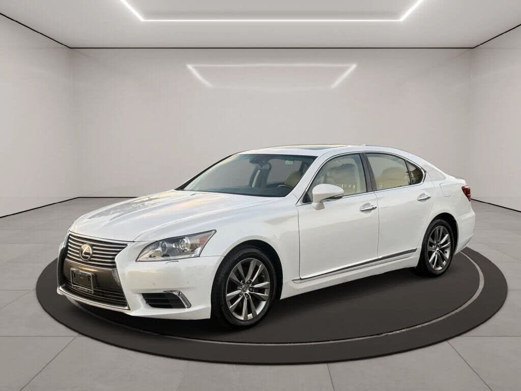 2016 LEXUS LS