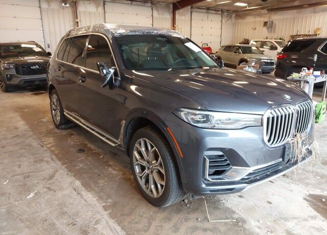 2020 BMW X7