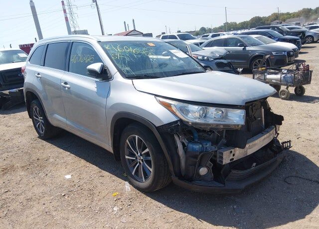 2018 TOYOTA Highlander