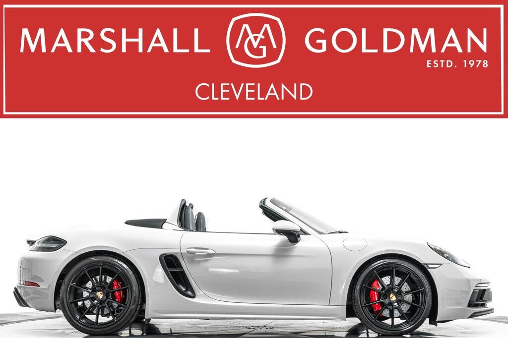 2023 PORSCHE 718