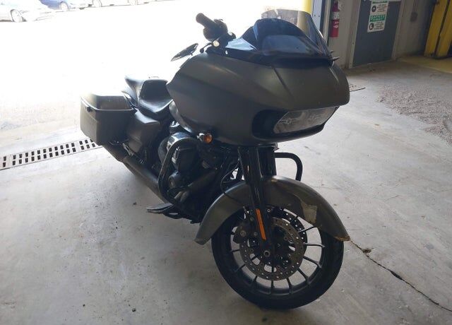 2019 HARLEY DAVIDSON FLTRXS / Road Glide Special
