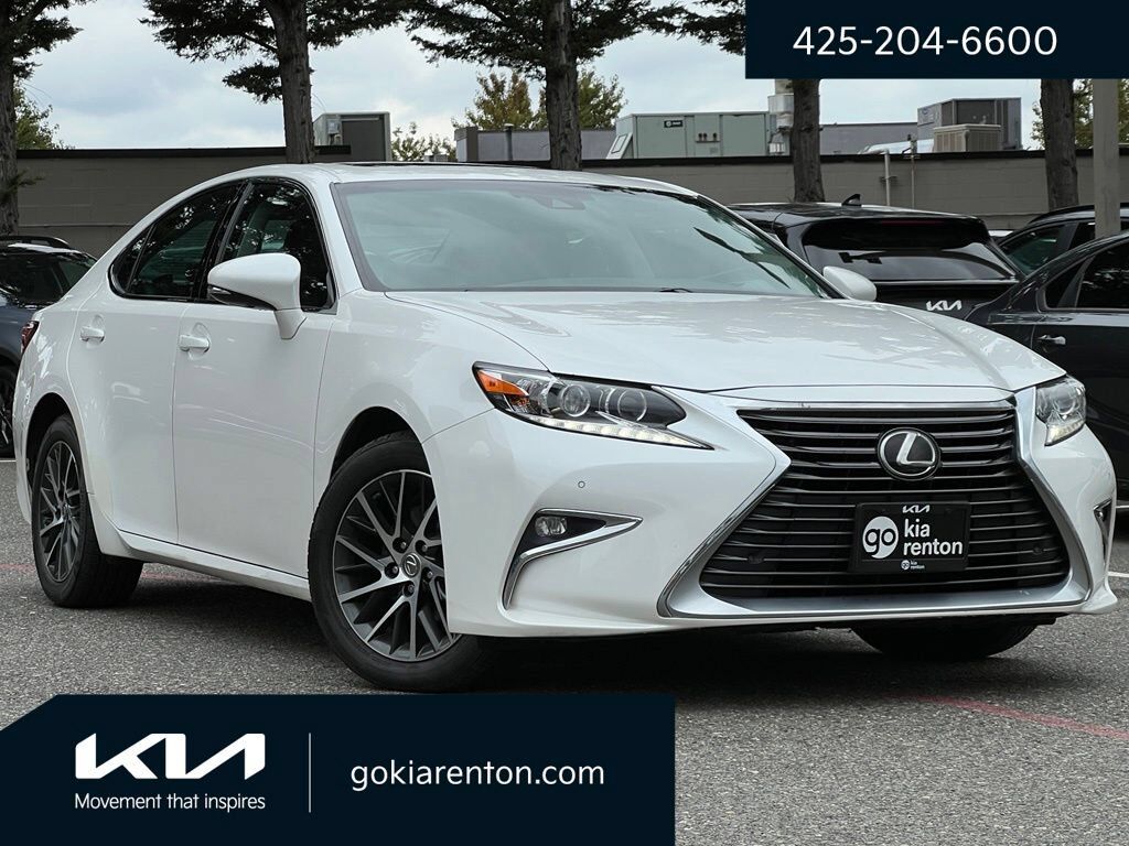 2017 LEXUS ES