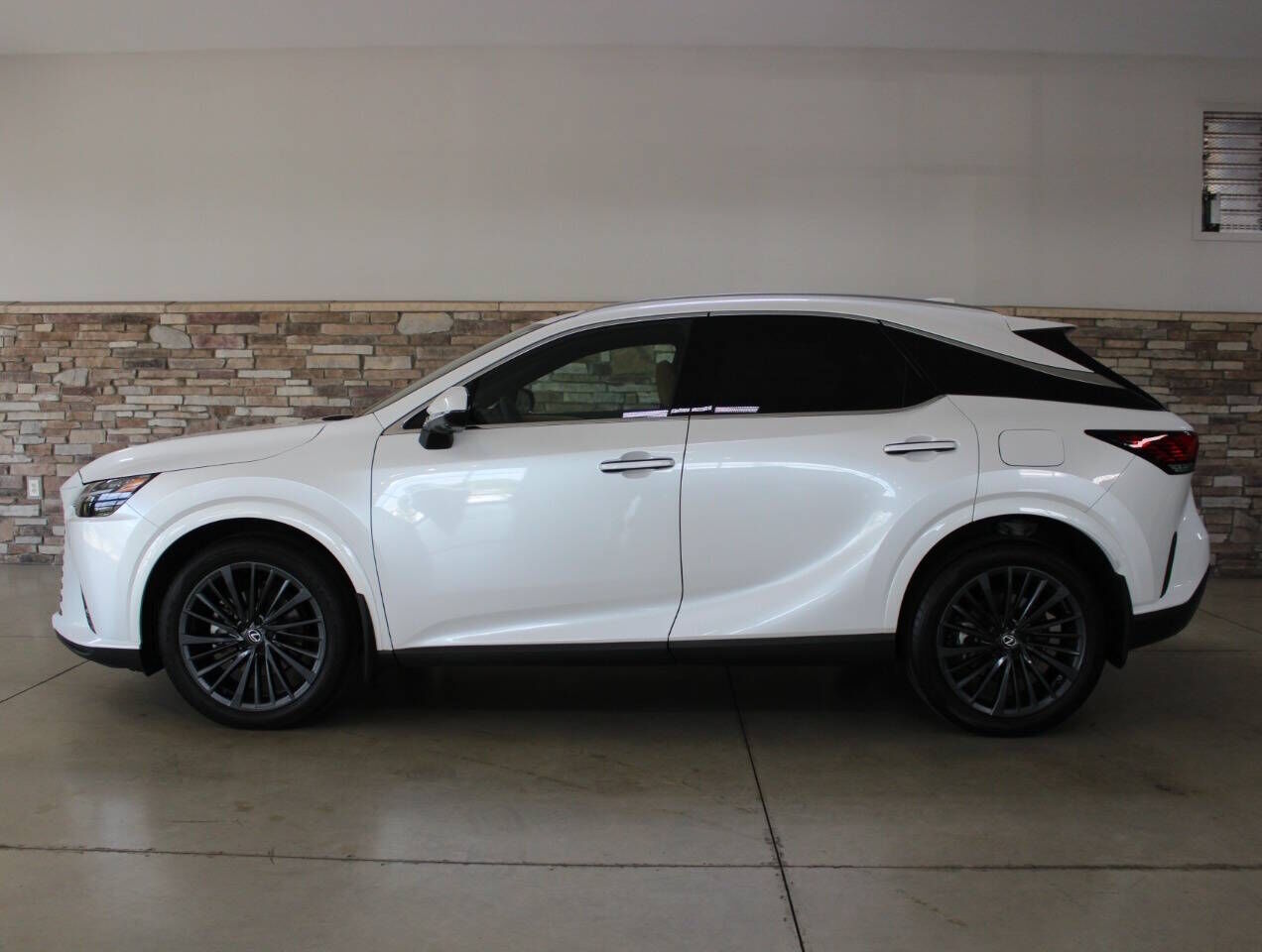 2024 LEXUS RX