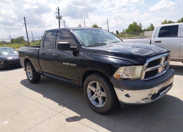2011 DODGE Ram