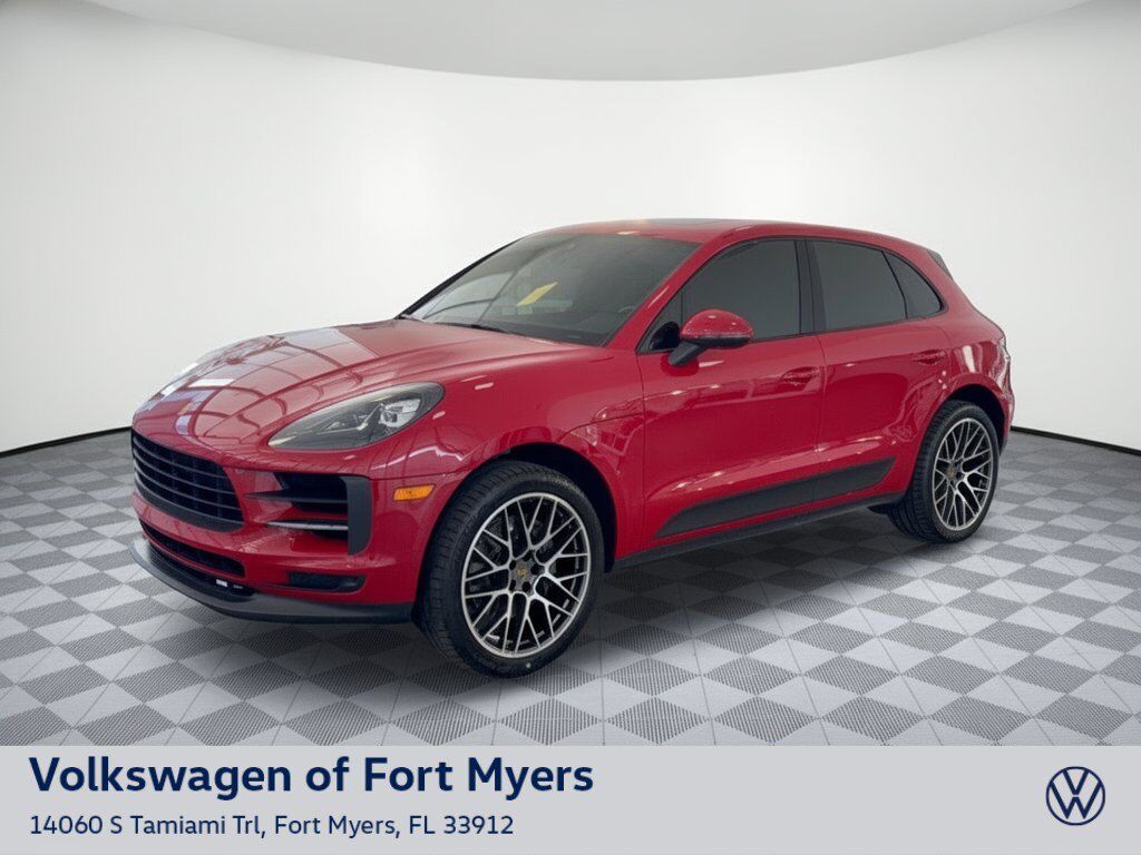 2020 PORSCHE Macan